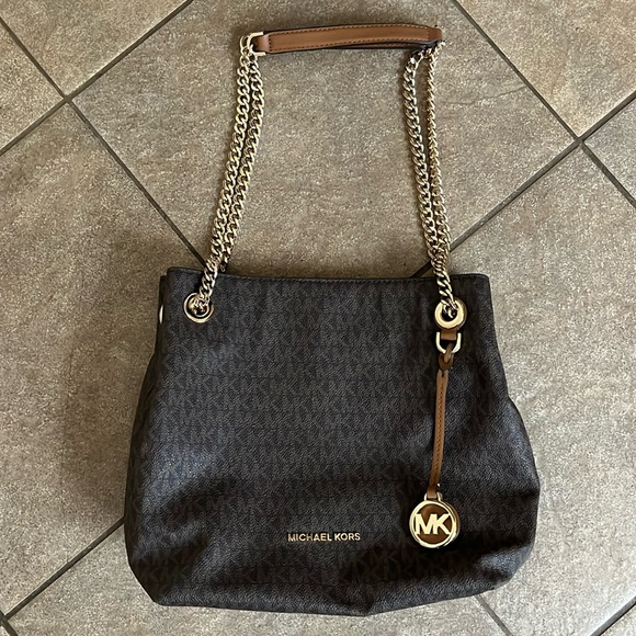 Michael Kors Handbags - Brown Michael Kors Jet Set Shoulder Bag